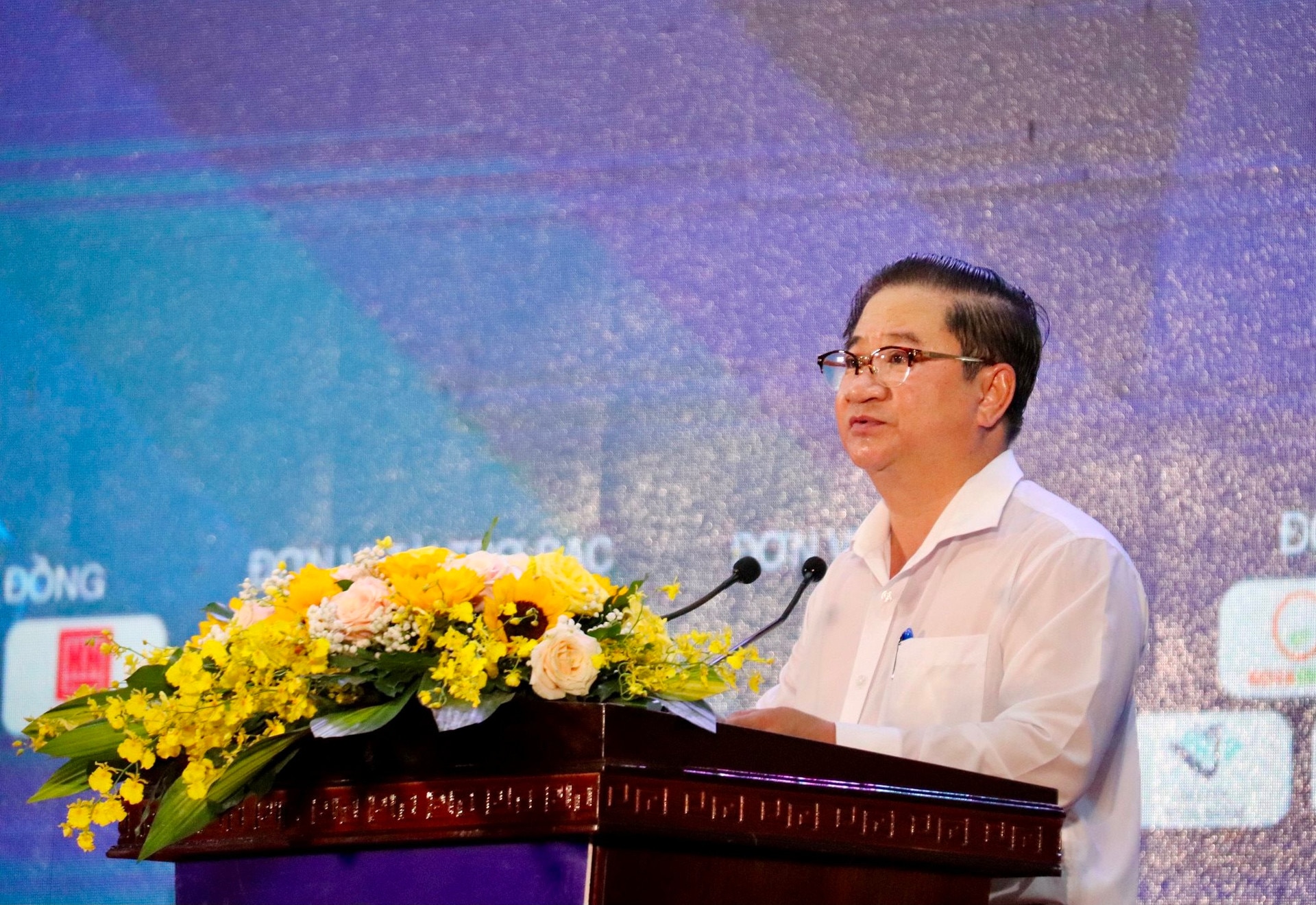 Chủ tịch UBND TP Cần Thơ phát biểu khai mạc ngày hội.