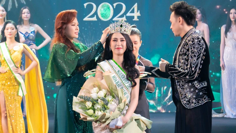 Nữ sinh ngoại thương đăng quang Hoa hậu Đại sứ Du lịch Việt Nam 2024 ảnh 4