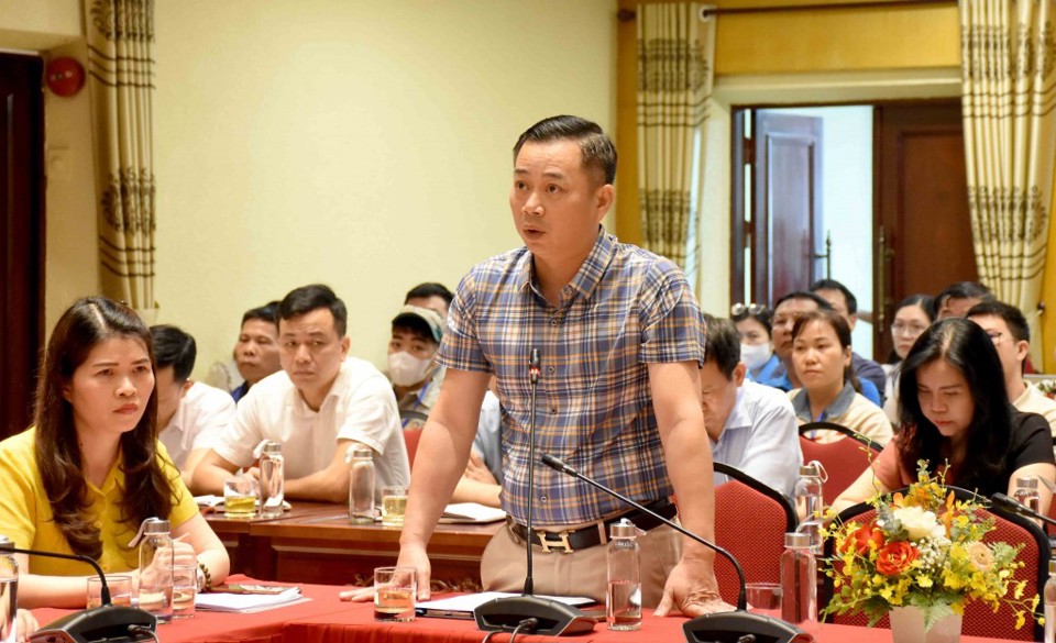 Chủ tịch Công đoàn Công ty Cổ phần Xích líp Đông Anh Nguyễn Minh Tuấn phát biểu tại hội nghị