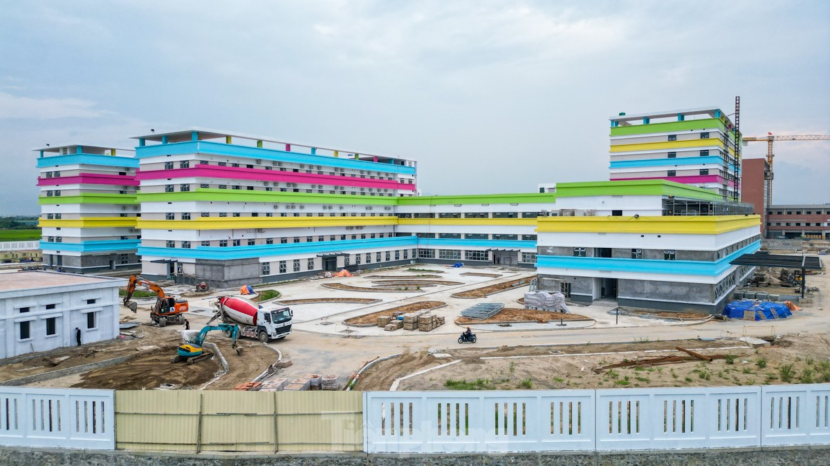 Toàn cảnh 2 bệnh viện Trung ương trị giá 1.500 tỷ đồng ở Hà Nội sau hơn một năm thi công ảnh 11