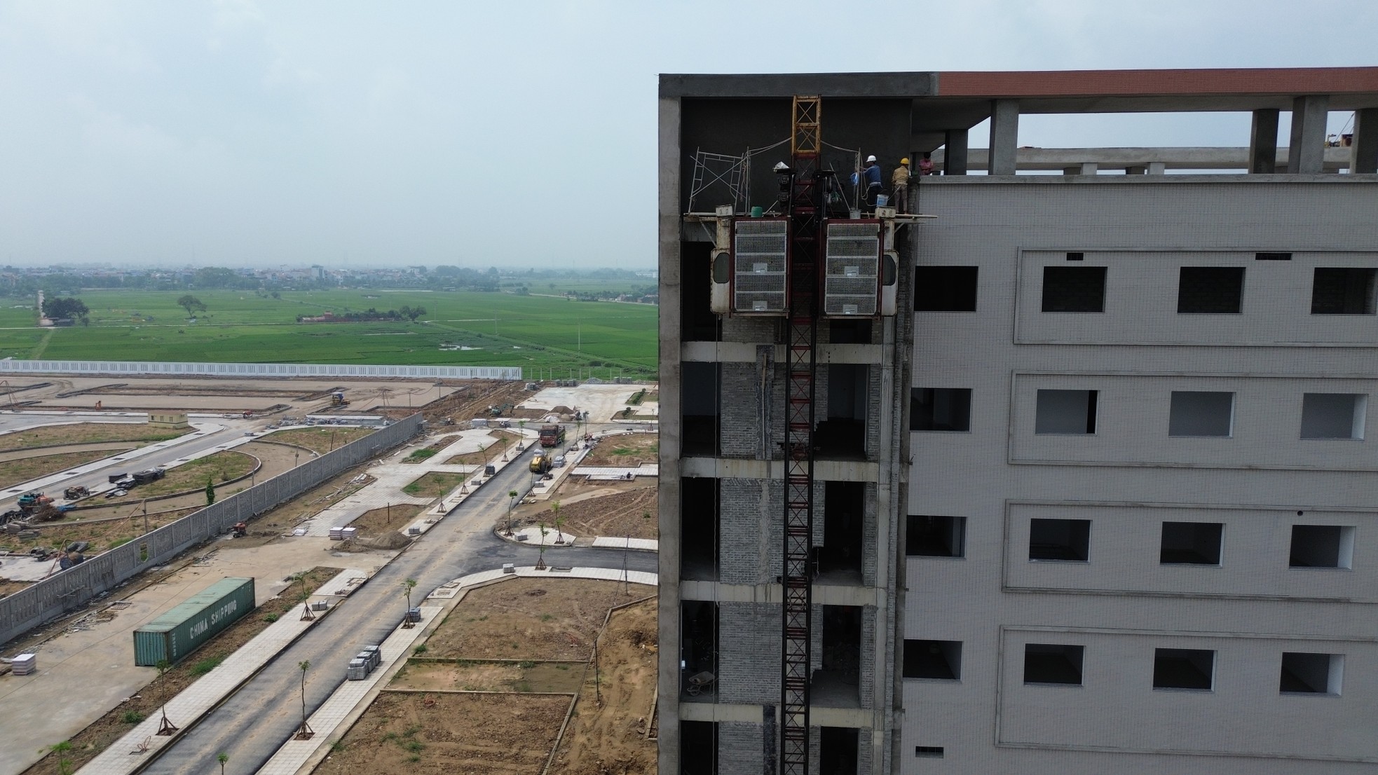 Toàn cảnh 2 bệnh viện Trung ương trị giá 1.500 tỷ đồng ở Hà Nội sau hơn một năm thi công ảnh 17