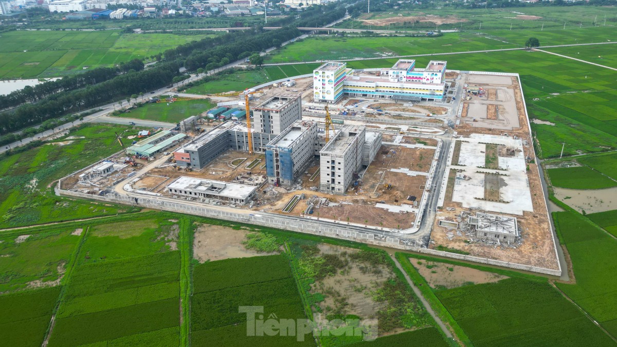 Toàn cảnh 2 bệnh viện Trung ương trị giá 1.500 tỷ đồng ở Hà Nội sau hơn một năm thi công ảnh 18