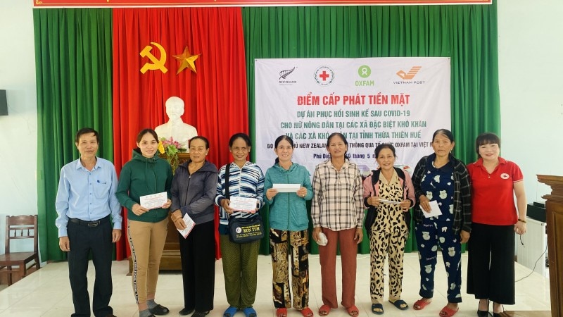 Oxfam hỗ trợ 1.000 nữ nông dân nghèo, cận nghèo ở Thừa Thiên Huế phục hồi, phát triển sinh kế