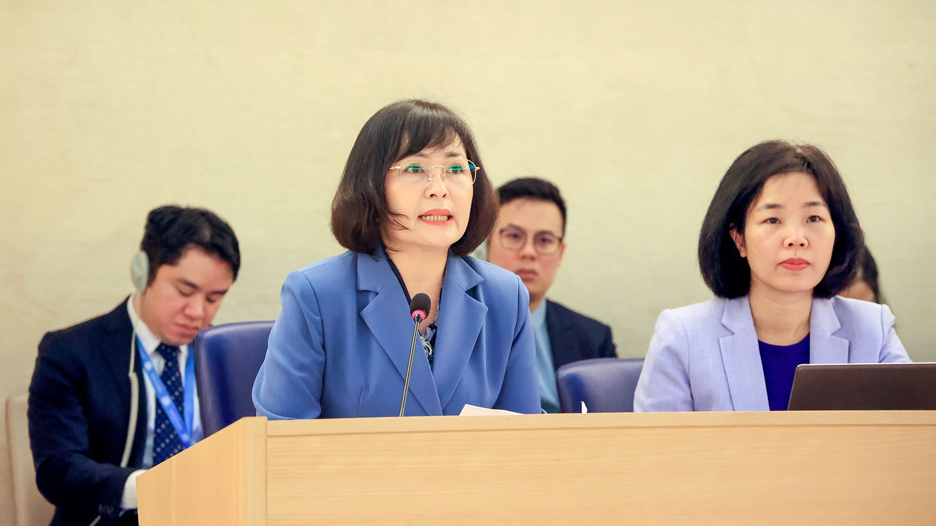 Đại tá Nguyễn Thị Thanh Hương, đại diện Bộ Công an phát biểu tại Phiên đối thoại. (Nguồn: TTXVN)
