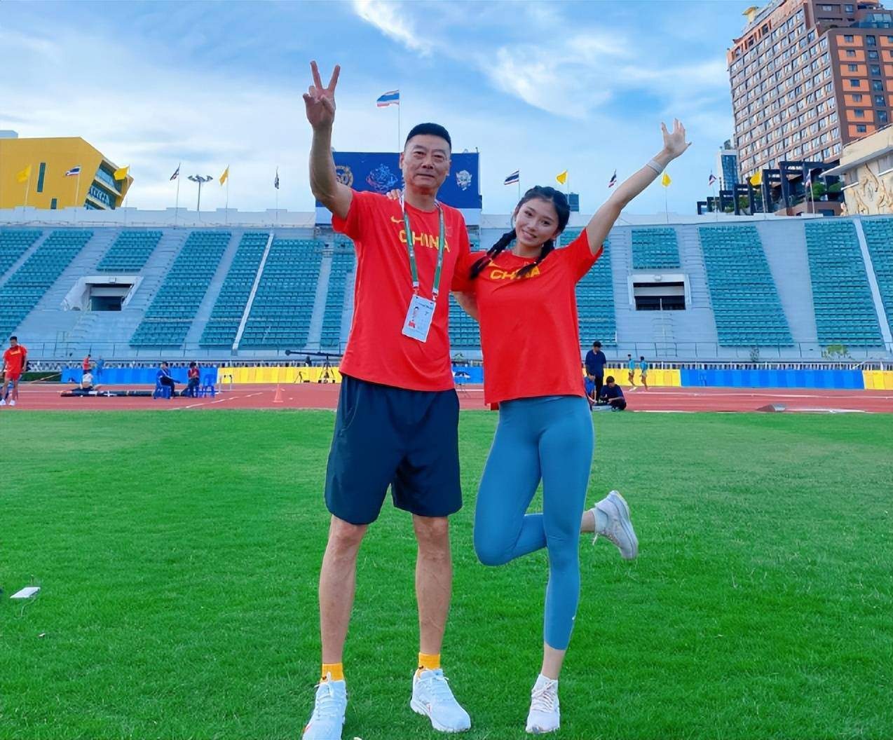 Nhan sắc ngọt ngào của người đẹp điền kinh đất nước tỷ dân chạy 100 m rào tốt nhất châu Á 2024- Ảnh 16. Nhan sắc ngọt ngào của người đẹp điền kinh đất nước tỷ dân chạy 100 m rào tốt nhất châu Á 2024- Ảnh 16.