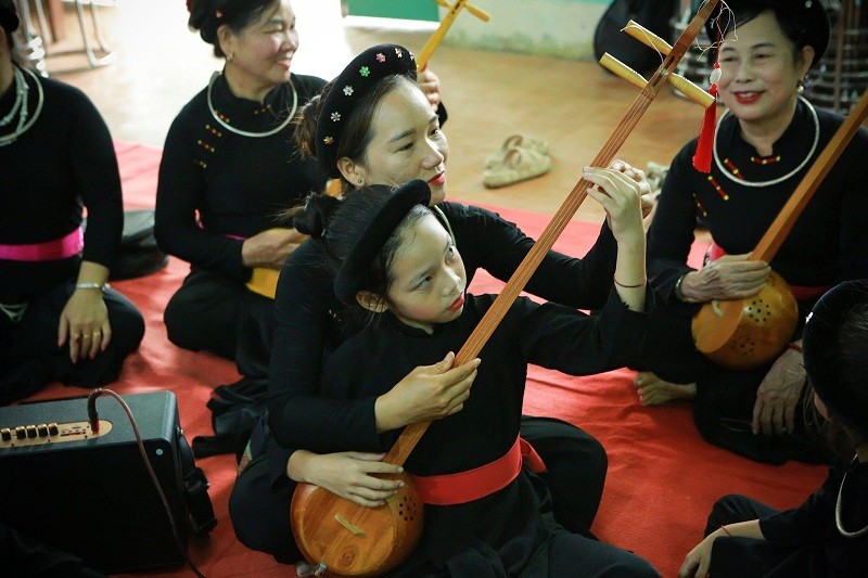 Những người truyền giữ hát Then ở xứ Tuyên