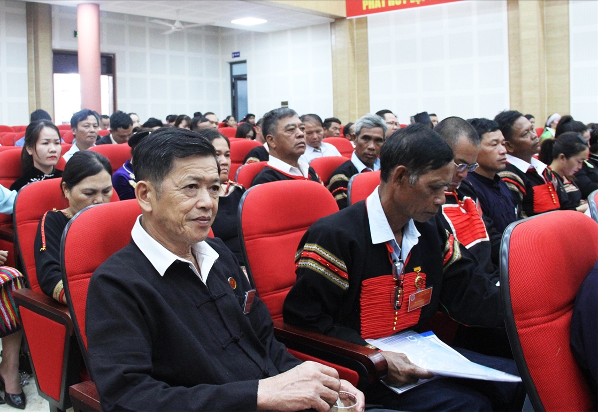 Đại biểu tiêu biểu đại diện cho gần 95 nghìn người đồng bào DTTS dự Đại hội Đại biểu tiêu biểu đại diện cho gần 95 nghìn người đồng bào DTTS dự Đại hội