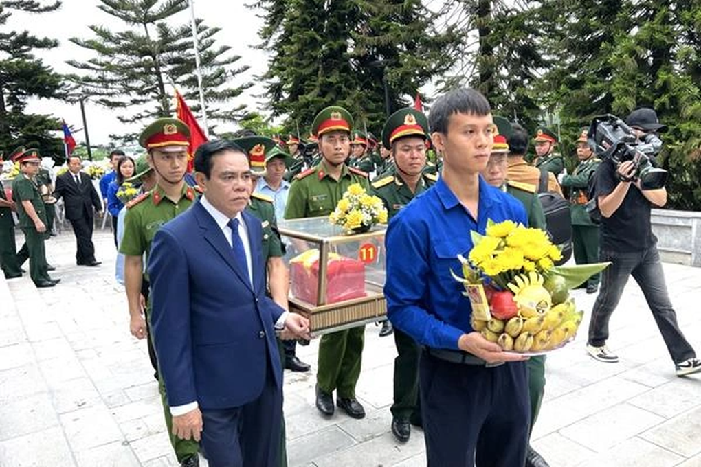 Truy điệu, an táng 11 hài cốt liệt sỹ hy sinh tại Lào - 2