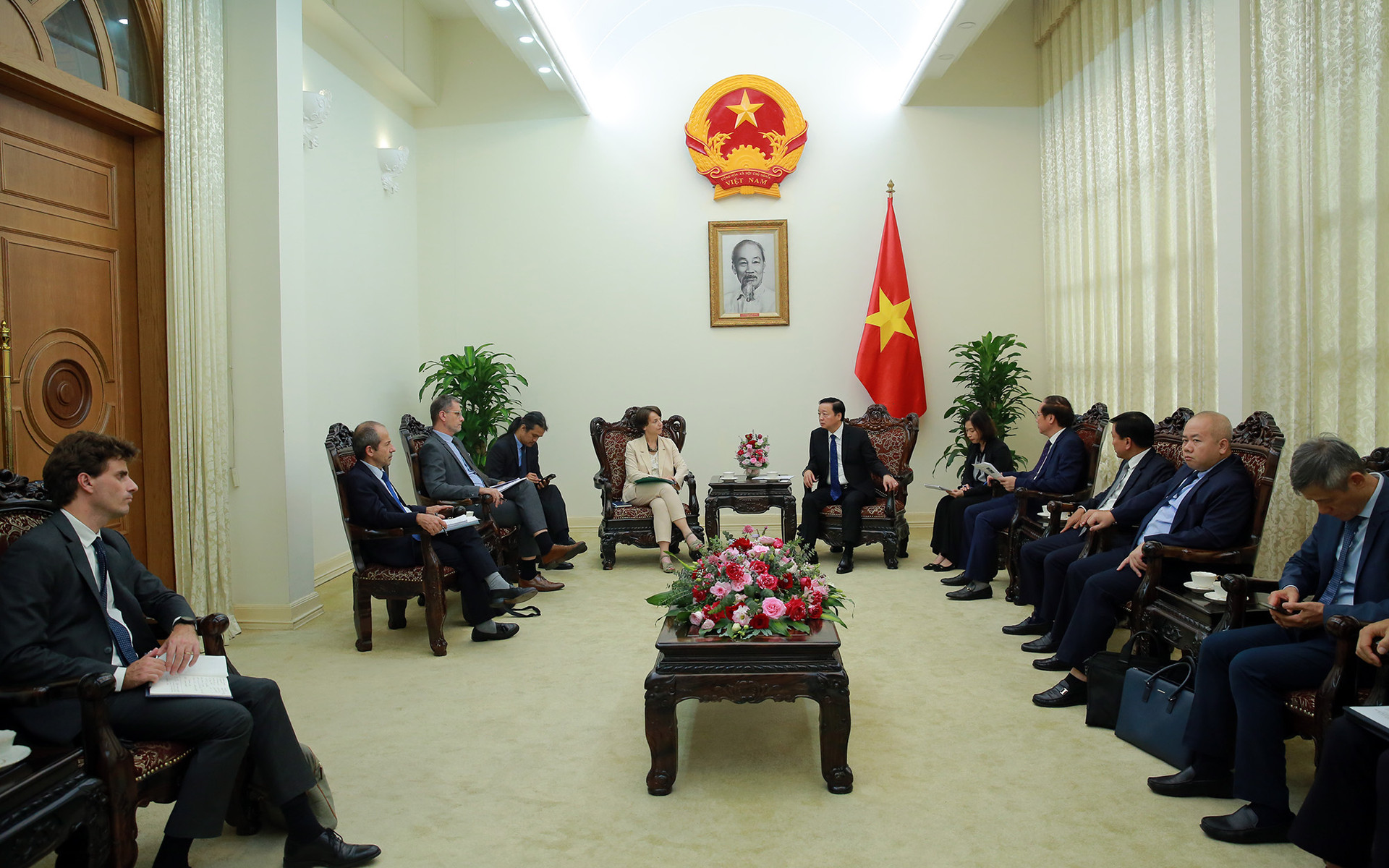 Phó Thủ tướng Trần Hồng Hà tiếp Phó Tổng Giám đốc AFD- Ảnh 2. Phó Thủ tướng Trần Hồng Hà tiếp Phó Tổng Giám đốc AFD- Ảnh 2.