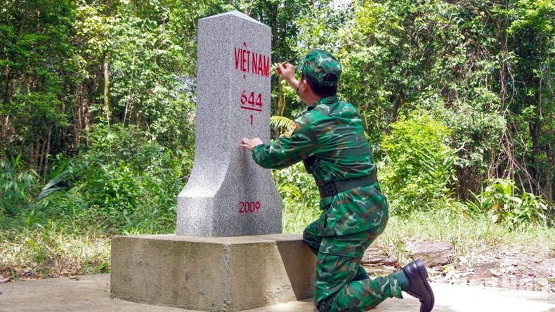 Tuần tra, quản lý, bảo vệ tuyến biên giới Việt Nam - Lào qua Thừa Thiên Huế ảnh 5