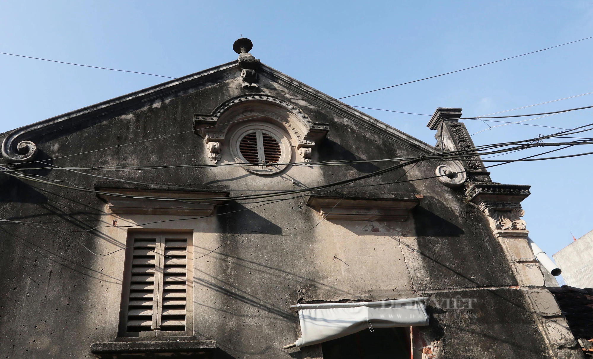 Ghé thăm ngôi làng hơn 500 năm tuổi, nơi hội tụ đủ loại kiến trúc Việt, Pháp cổ- Ảnh 6. Ghé thăm ngôi làng hơn 500 năm tuổi, nơi hội tụ đủ loại kiến trúc Việt, Pháp cổ- Ảnh 6.