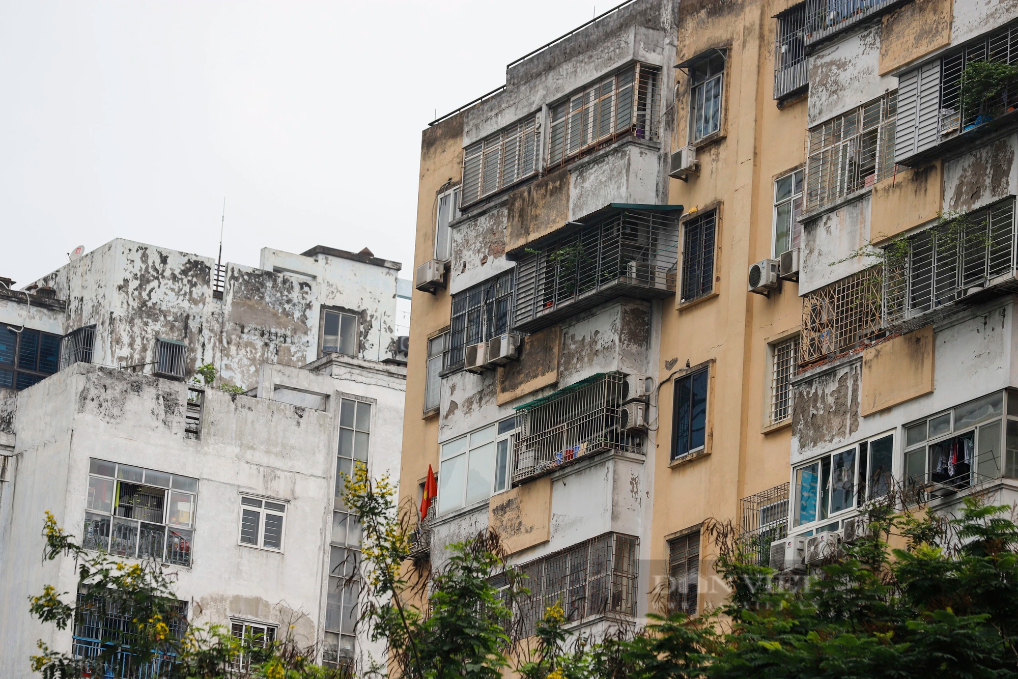 Khu đô thị nhà giàu một thời của Hà Nội nhếch nhác đến khó tin- Ảnh 11. Khu đô thị nhà giàu một thời của Hà Nội nhếch nhác đến khó tin- Ảnh 11.