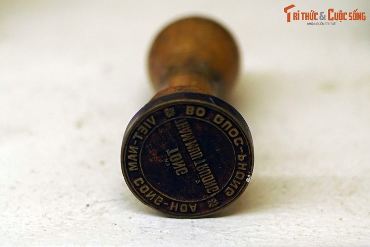 Những vật phẩm đặc biệt tìm được ở Sài Gòn ngày 30/4/1975 - Hình 5 Nhung vat pham dac biet tim duoc o Sai Gon ngay 30/4/1975-Hinh-5
