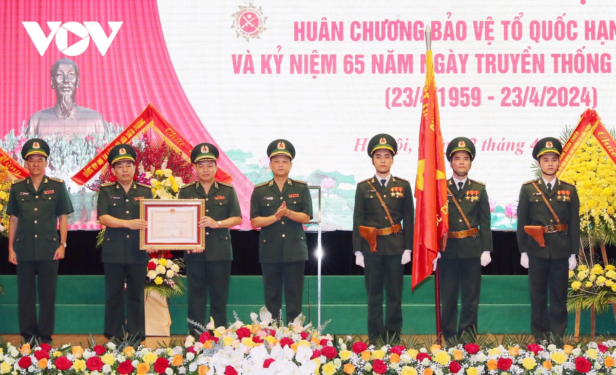 cục chính trị bộ đội biên phòng đón nhận huân chương bảo vệ tổ quốc hạng nhất hình ảnh 3 cuc chinh tri bo doi bien phong don nhan huan chuong bao ve to quoc hang nhat hinh anh 3