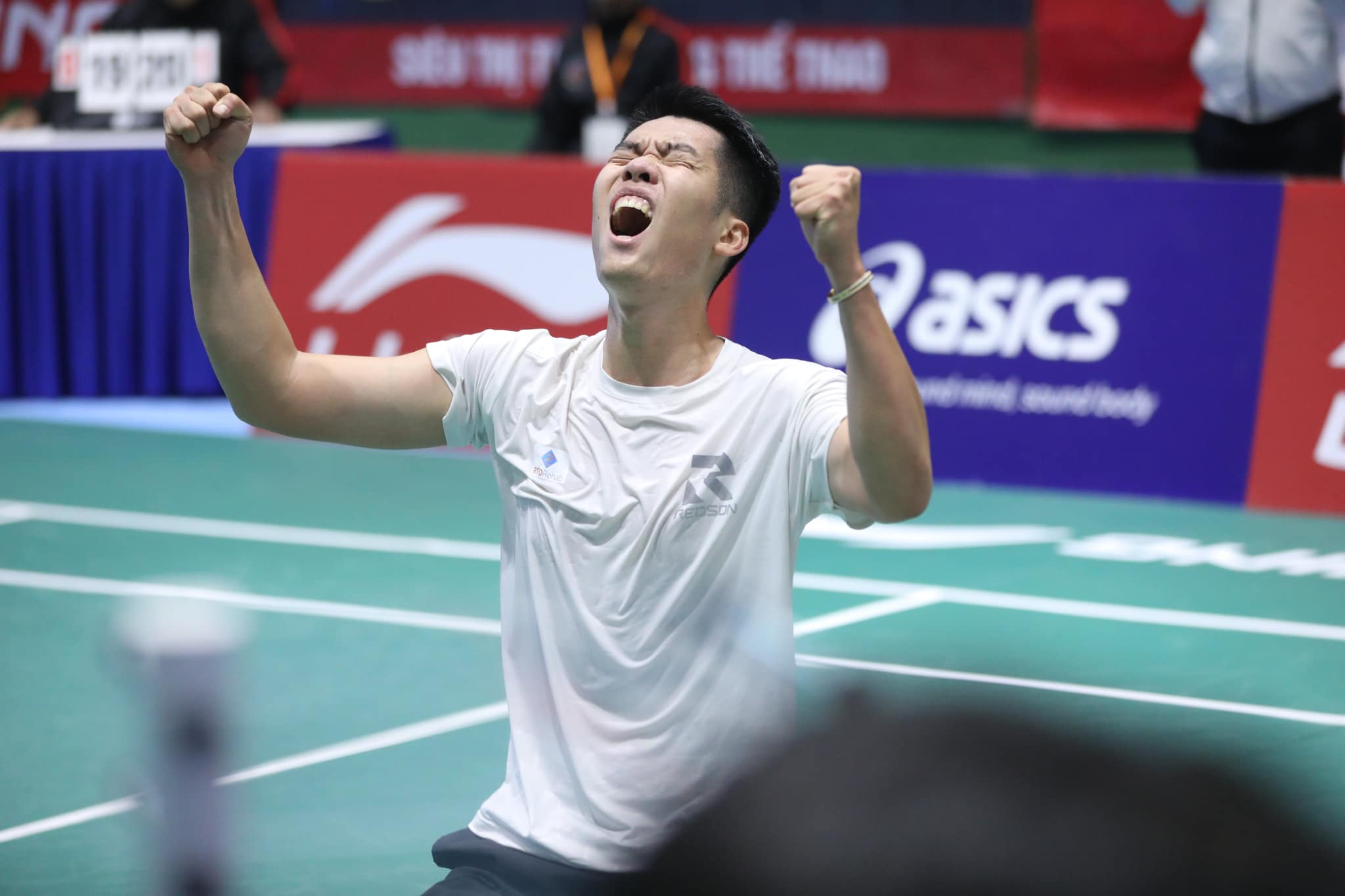 Lê Đức Phát: Hành trình ‘kỳ lạ’ của con nhà nòi quyền anh đến tấm vé Olympic môn cầu lông- Ảnh 3. VĐV sinh năm 1998 từng tập luyện boxing nhưng chuyển sang chơi cầu lông vì sợ... bị đấm