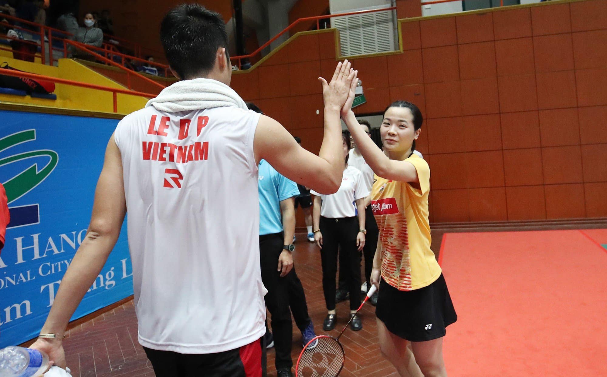 Lê Đức Phát: Hành trình ‘kỳ lạ’ của con nhà nòi quyền anh đến tấm vé Olympic môn cầu lông- Ảnh 5. Lê Đức Phát và Nguyễn Thùy Linh sẽ là 2 đại diện của cầu lông Việt Nam tại Olympic 2024