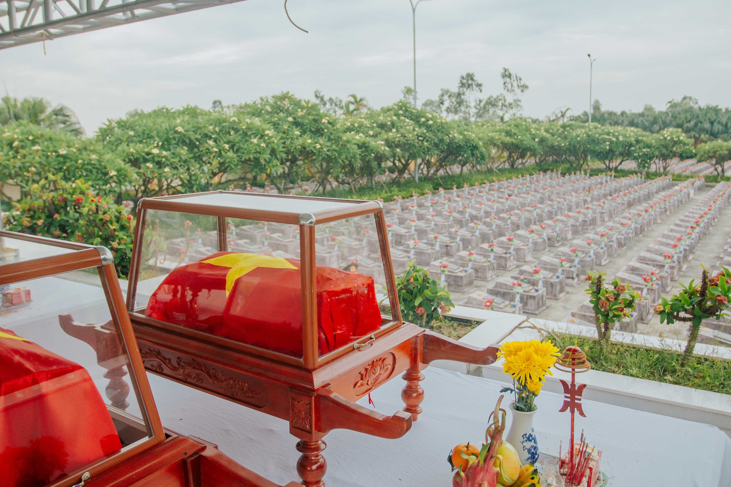 Quảng Bình: Tổ chức truy điệu, an táng 16 hài cốt liệt sĩ quy tập tại Lào- Ảnh 4. Quảng Bình: Tổ chức truy điệu, an táng 16 hài cốt liệt sĩ quy tập tại Lào- Ảnh 4.