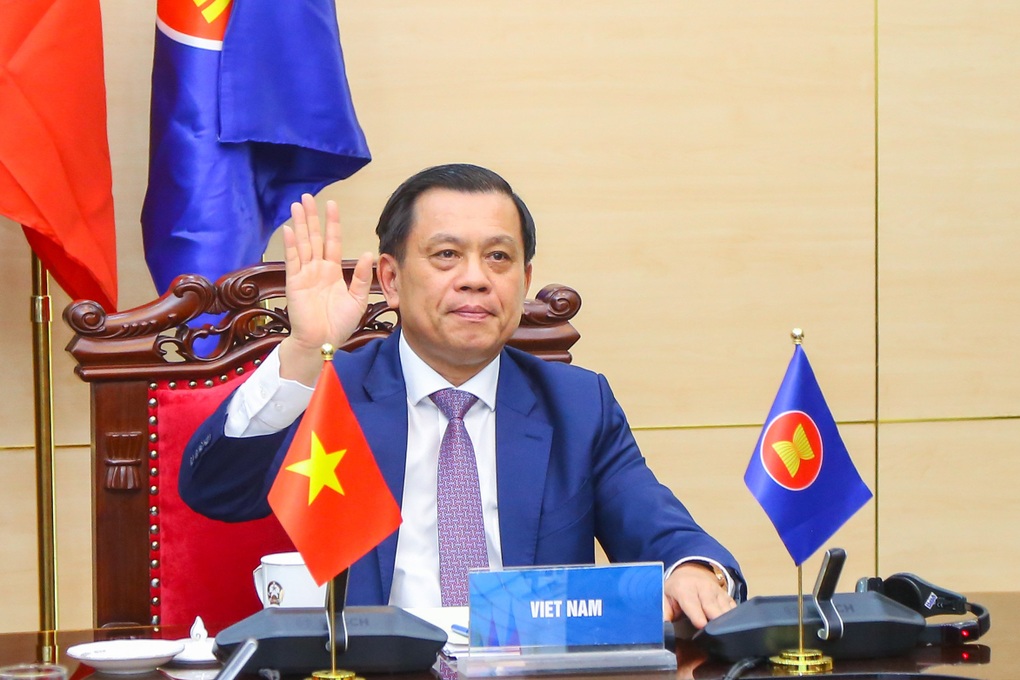 Liên thông bảo hiểm xã hội với lao động di cư trong 5 nước - 4 Liên thông bảo hiểm xã hội với lao động di cư trong 5 nước - 4