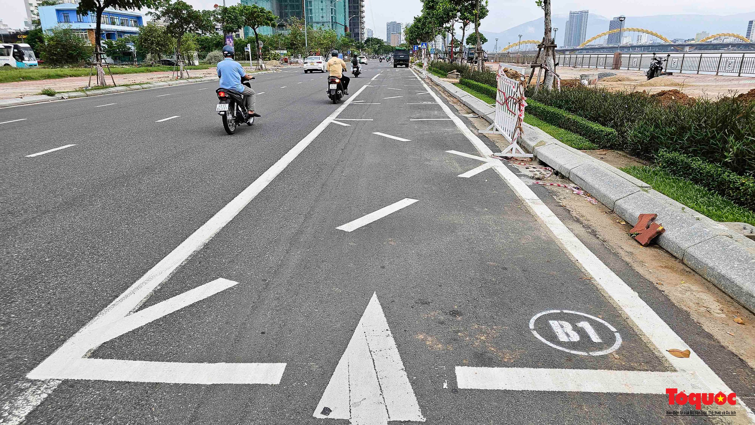 Đà Nẵng: Gấp rút hoàn thành phố đi bộ Bạch Đằng - Ảnh 11.
