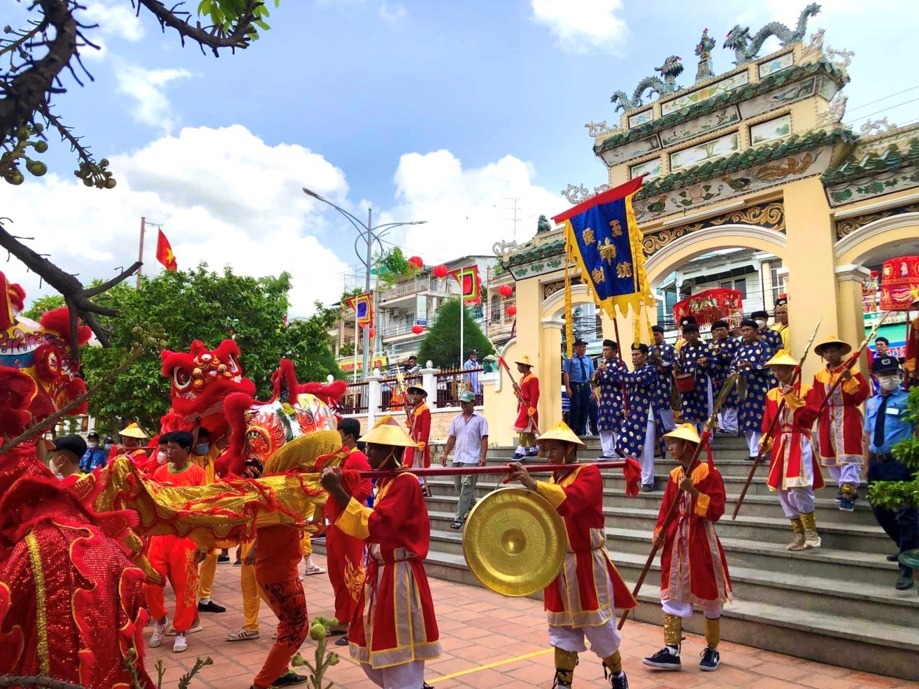 Tin vui cho du khách khi đến Lễ hội Vía Bà Chúa Xứ núi Sam - Ảnh 4. Tin vui cho du khách khi đến Lễ hội Vía Bà Chúa Xứ núi Sam - Ảnh 4.