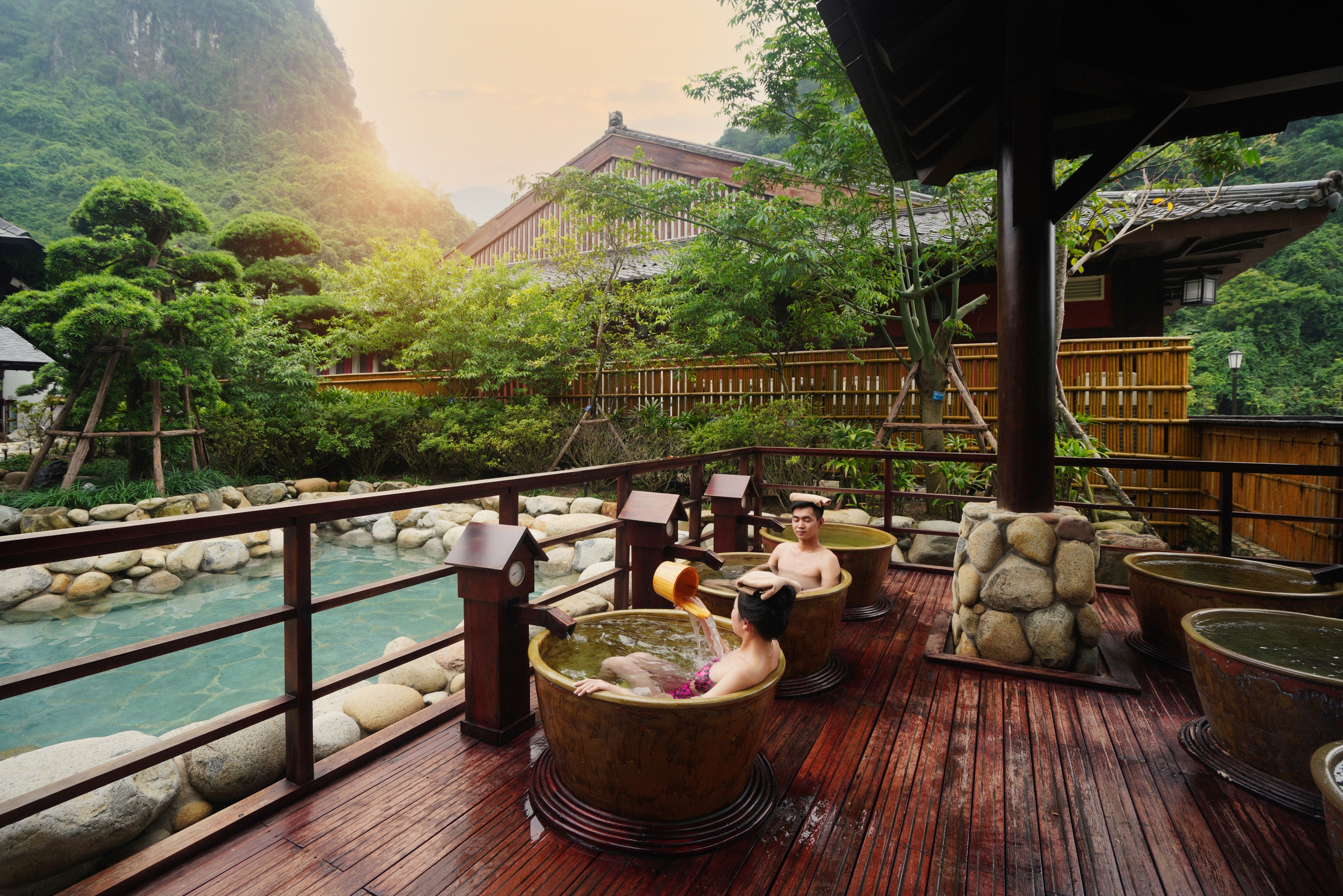 Đu 'trent chữa lành' tại khu nghỉ dưỡng onsen chuẩn Nhật sẽ như thế nào?- Ảnh 4. Đu 'trent chữa lành' tại khu nghỉ dưỡng onsen chuẩn Nhật sẽ như thế nào?- Ảnh 4.