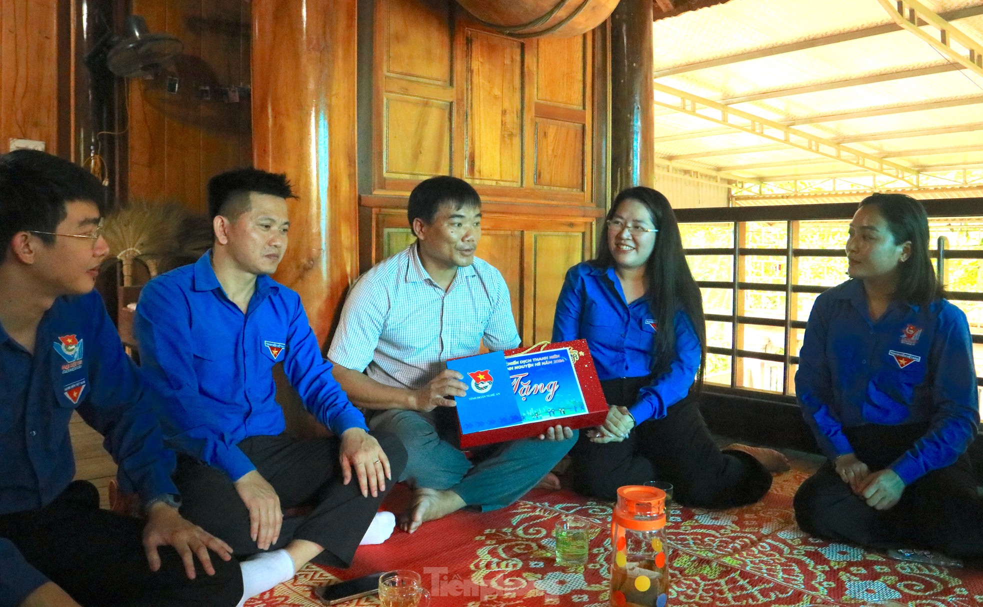 Những con số và hình ảnh ấn tượng của tuổi trẻ Nghệ An ra quân Chiến dịch tình nguyện Hè ảnh 15