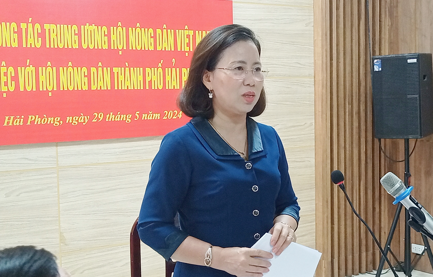 Phó Chủ tịch Bùi Thị Thơm và đoàn công tác TƯ Hội NDVN làm việc với Hội Nông dân Hải Phòng- Ảnh 4. Phó Chủ tịch Bùi Thị Thơm và đoàn công tác TƯ Hội NDVN làm việc với Hội Nông dân Hải Phòng- Ảnh 4.