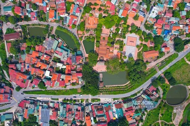 Nhiều huyện ở Hà Nội tổ chức đấu giá đất. Ảnh: Tùng Giang