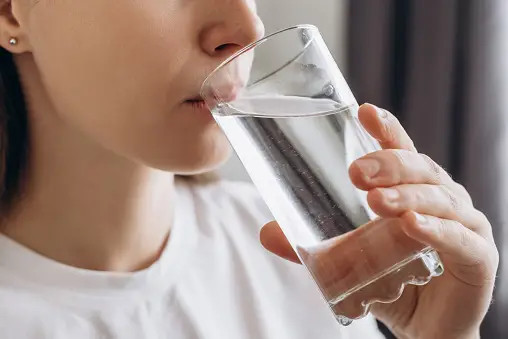 Cách tốt nhất để uống nước ngay khi thức dậy vào buổi sáng- Ảnh 1. Cách tốt nhất để uống nước ngay khi thức dậy vào buổi sáng- Ảnh 1.