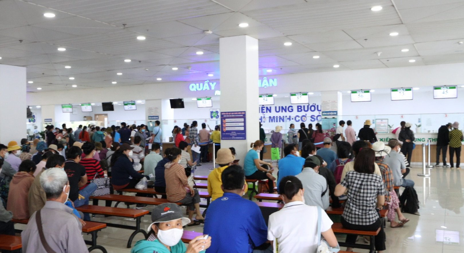Chi tiêu quỹ bảo hiểm y tế tăng vọt: Phòng chống lạm dụng, trục lợi thế ...