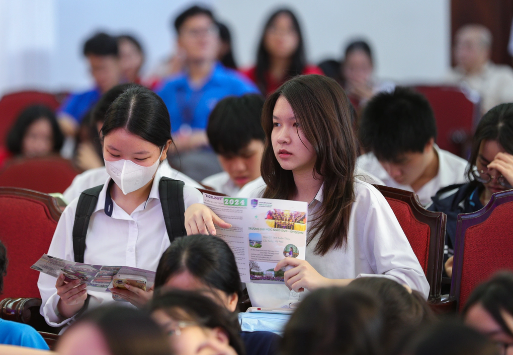 Chương trình tích lũy tín chỉ ĐH từ lớp 10: Có thể học trực tuyến - 1 Chương trình tích lũy tín chỉ ĐH từ lớp 10: Có thể học trực tuyến - 1