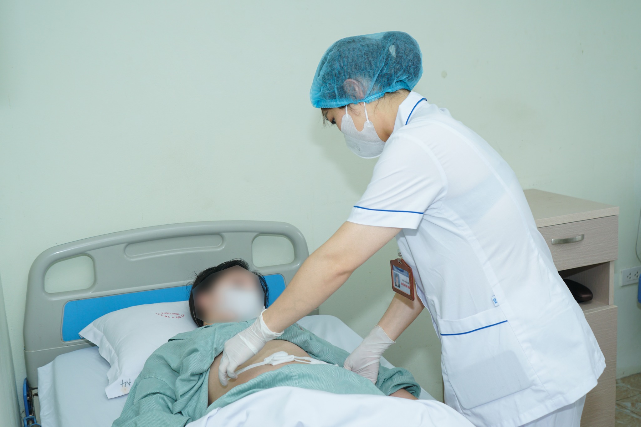Hiếm gặp: Cô gái 20 tuổi có phủ tạng đảo ngược, trái tim nằm bên phải - Ảnh 1. Hiếm gặp: Cô gái 20 tuổi có phủ tạng đảo ngược, trái tim nằm bên phải - Ảnh 1.