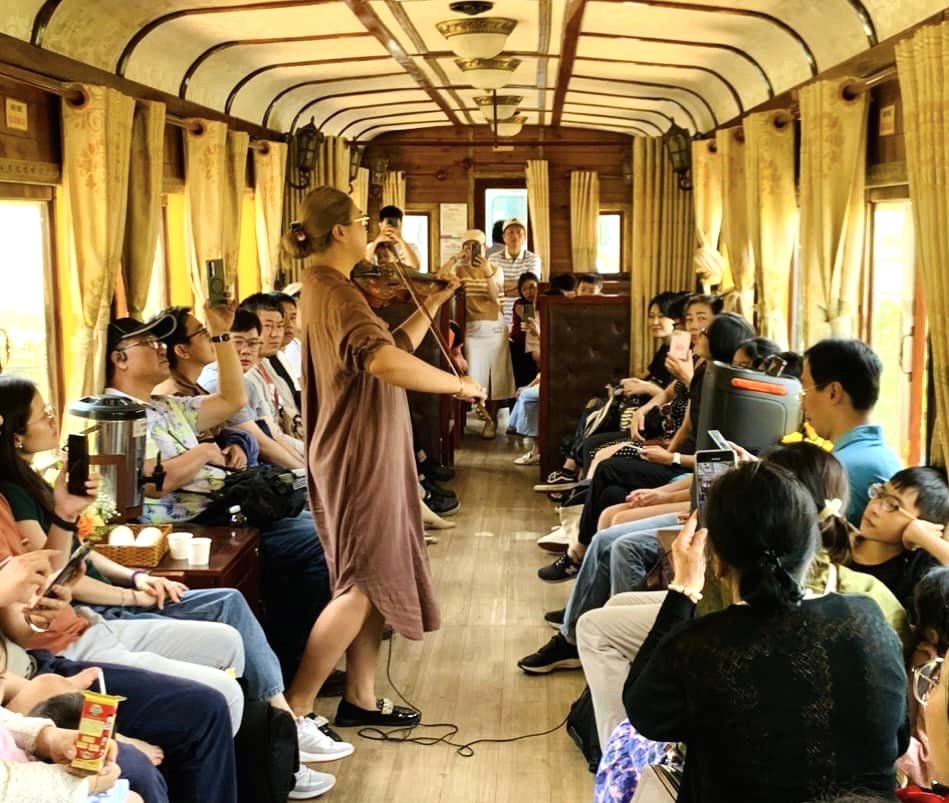 Cơ hội mua vé tàu cổ Đà Lạt chỉ 50.000 đồng- Ảnh 1. Cơ hội mua vé tàu cổ Đà Lạt chỉ 50.000 đồng- Ảnh 1.