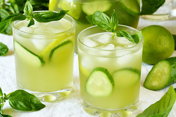 Công thức nước dưa chuột giúp giảm cân và bổ sung nước trong mùa hè- Ảnh 1. Công thức nước dưa chuột giúp giảm cân và bổ sung nước trong mùa hè- Ảnh 1.
