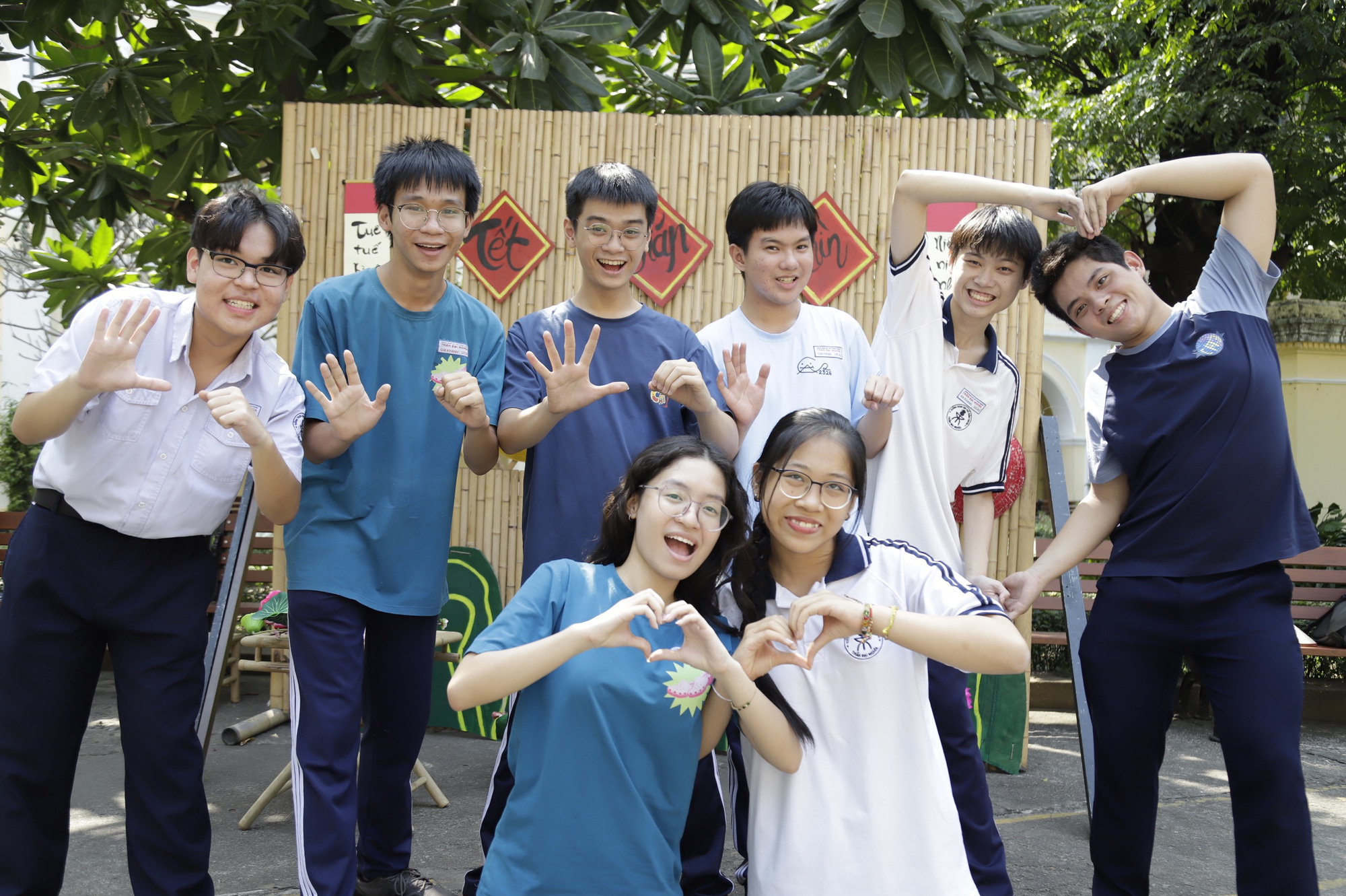 Cuối cùng có thành lập Trường THCS-THPT Trần Đại Nghĩa không?- Ảnh 1. Học sinh Trường THPT chuyên Trần Đại Nghĩa, TP.HCM - Ảnh: NHƯ HÙNG