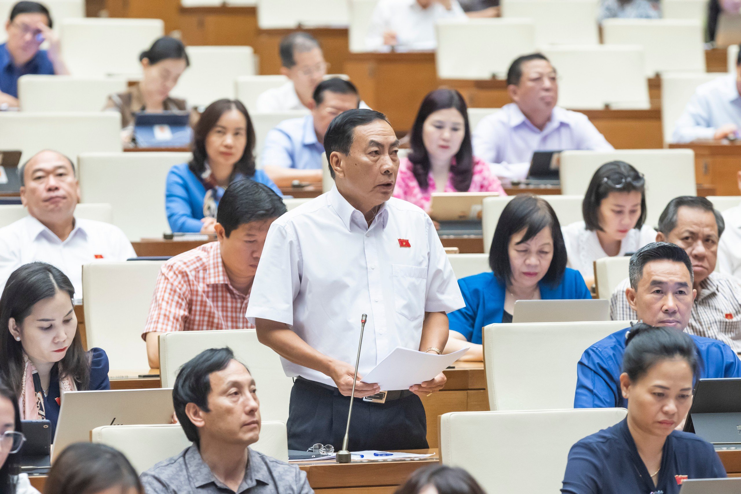 Đại biểu Quốc hội kiến nghị bỏ độc quyền vàng miếng- Ảnh 1. Đại biểu Quốc hội kiến nghị bỏ độc quyền vàng miếng- Ảnh 1.