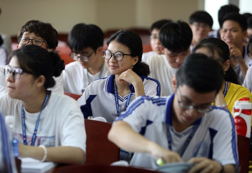 Đầu vào cao nhưng ngành sức khỏe ít sinh viên tốt nghiệp xuất sắc, giỏi- Ảnh 1. Đầu vào cao nhưng ngành sức khỏe ít sinh viên tốt nghiệp xuất sắc, giỏi- Ảnh 1.