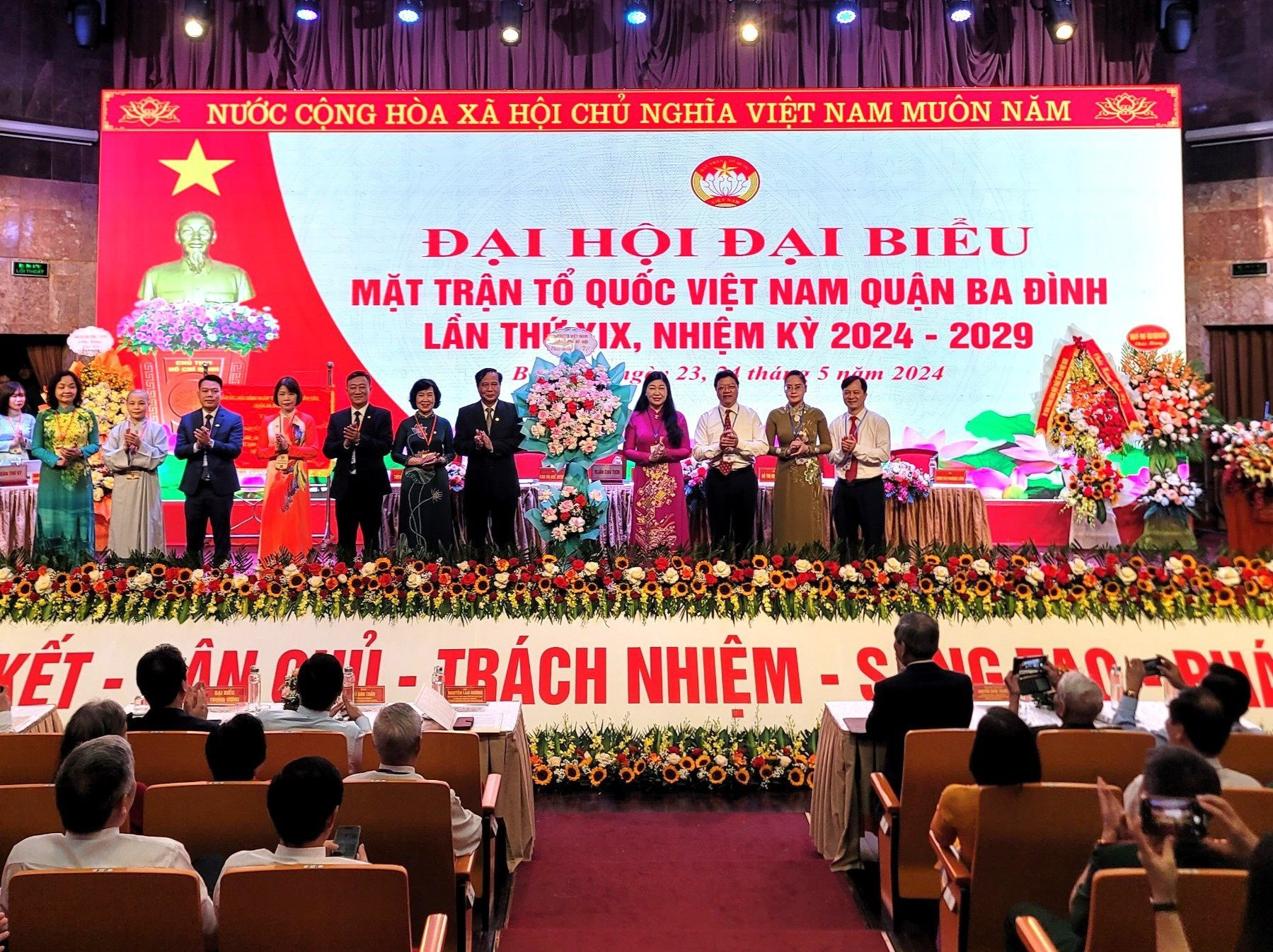 badinh4.jpg