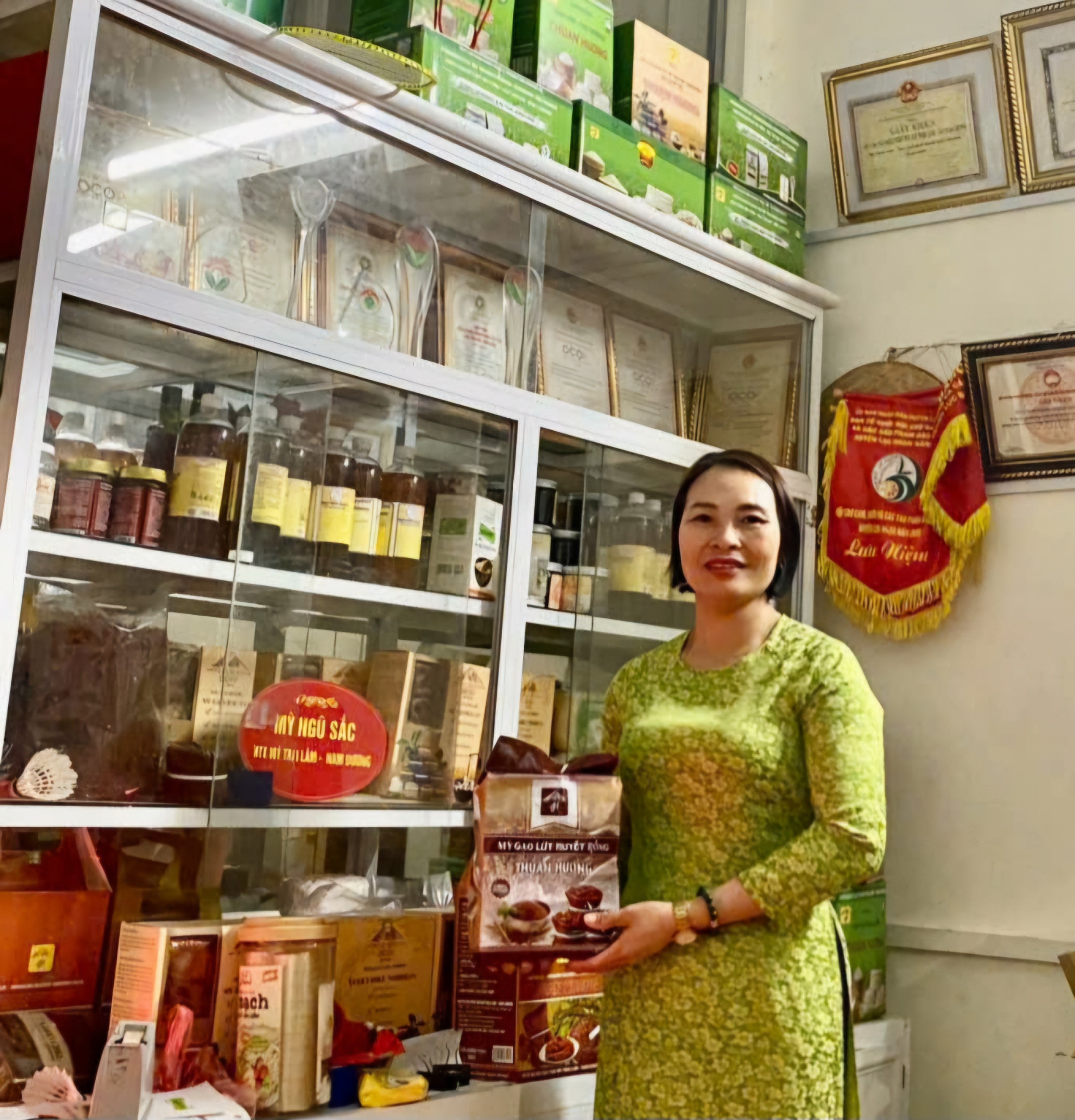 Đưa món mỳ Chũ quê nhà ra thế giới- Ảnh 1. Đưa món mỳ Chũ quê nhà ra thế giới- Ảnh 1.