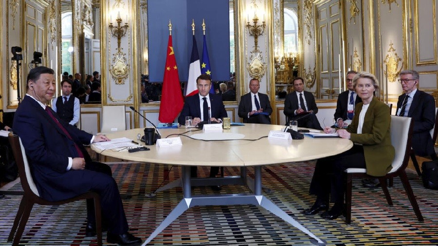 Có gì trong cuộc họp ba bên của Chủ tịch Trung Quốc Tập Cận Bình, Tổng thống Pháp Emmanue Macron và lãnh đạo EU? (Nguồn: AP)
