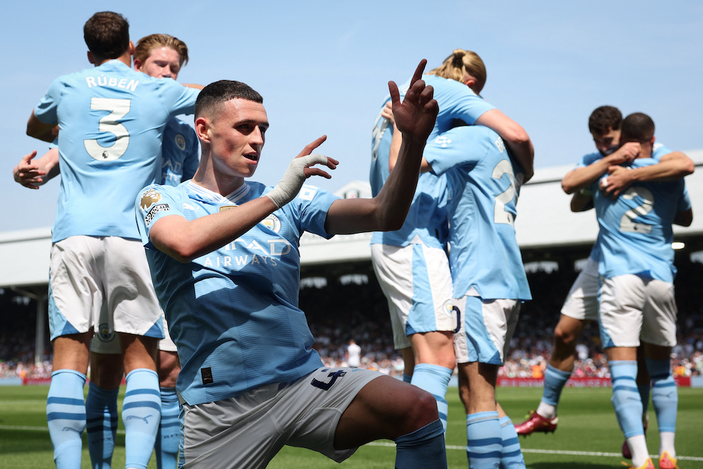 Hạ đẹp Fulham, Man City chiếm thế thượng phong trong cuộc đua vô địch Ngoại hạng Anh- Ảnh 1.