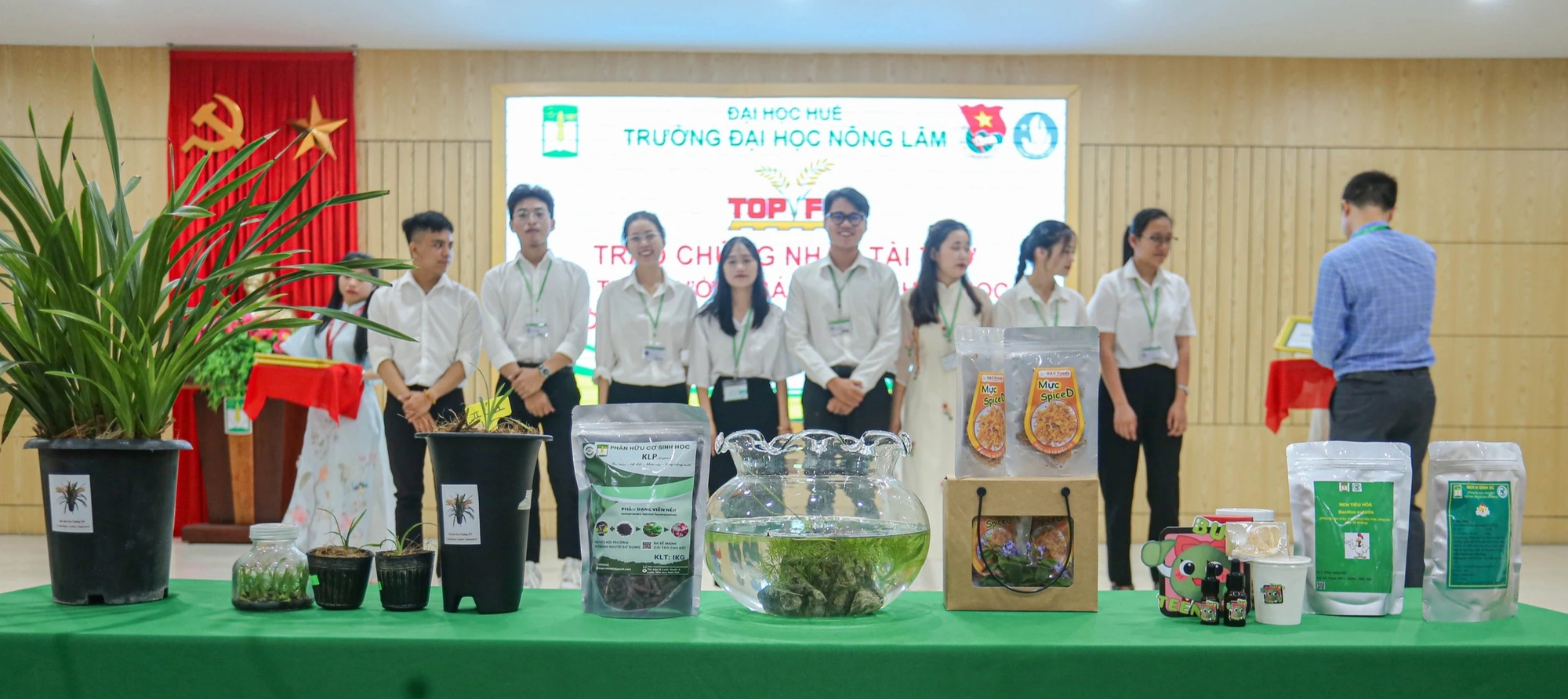 Hỗ trợ kinh phí, công nghệ để hiện thực hóa ý tưởng khởi nghiệp của sinh viên- Ảnh 1. Hỗ trợ kinh phí, công nghệ để hiện thực hóa ý tưởng khởi nghiệp của sinh viên- Ảnh 1.