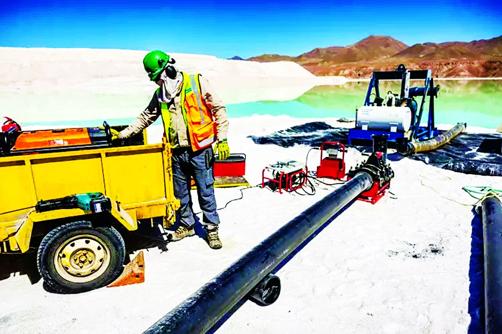 Khai thác lithium tại Chile gặp khó khăn do hạn hán Ảnh: GETTY IMAGES/ INVESTOPEDIA