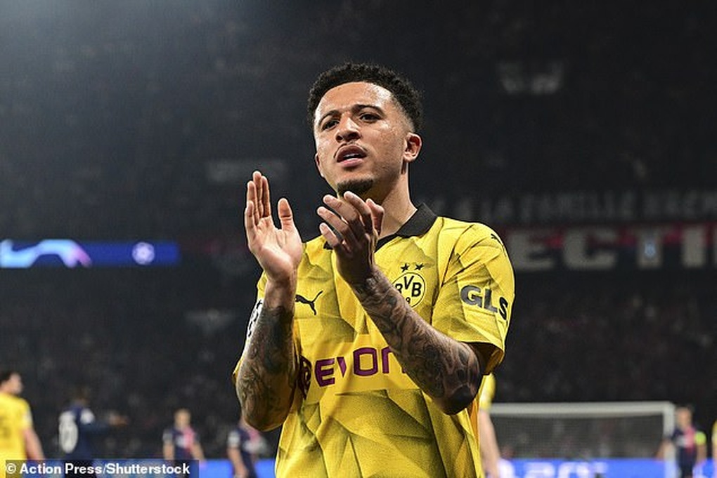 Kiếm bộn tiền nhờ kẻ bỏ đi Jadon Sancho, Man Utd cười trong đau đớn - 1 Kiếm bộn tiền nhờ kẻ bỏ đi Jadon Sancho, Man Utd cười trong đau đớn - 1