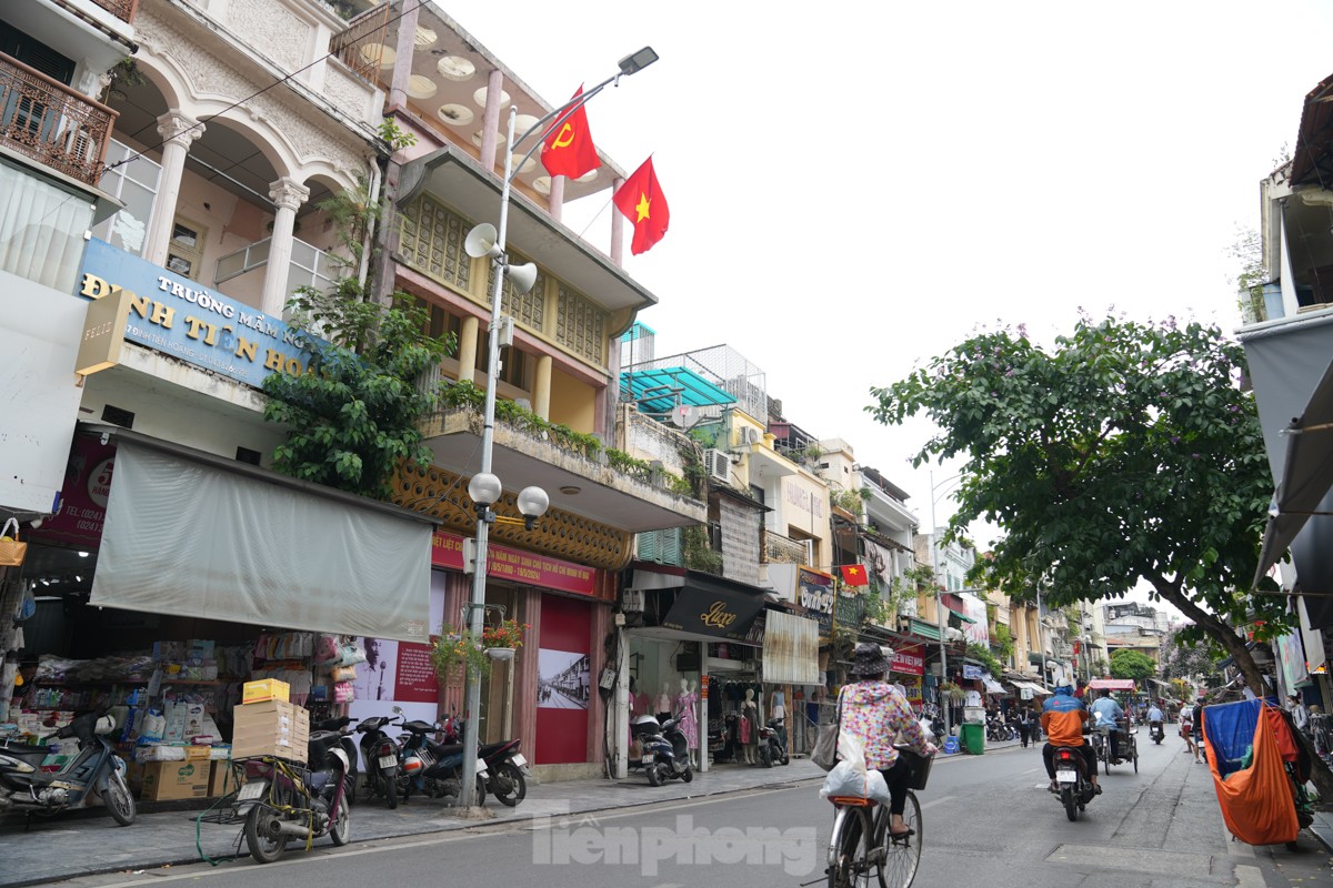 Lắng nghe câu chuyện về Bác ở ngôi nhà 48 Hàng Ngang - chứng tích lịch sử của dân tộc ảnh 1