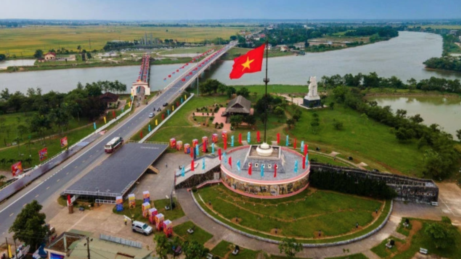 Lễ hội Vì hòa bình lần đầu được tổ chức ở Quảng Trị- Ảnh 1. Lễ hội Vì hòa bình lần đầu được tổ chức ở Quảng Trị- Ảnh 1.