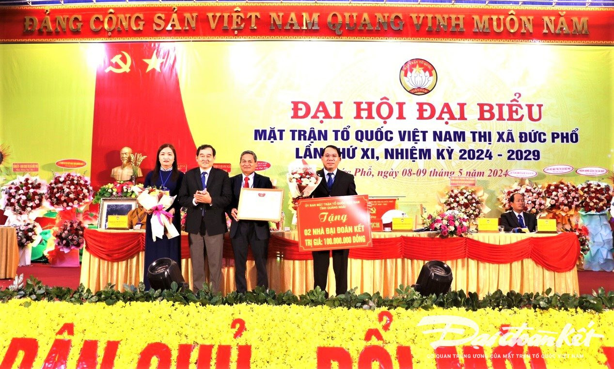 dai-hoi-2.jpg