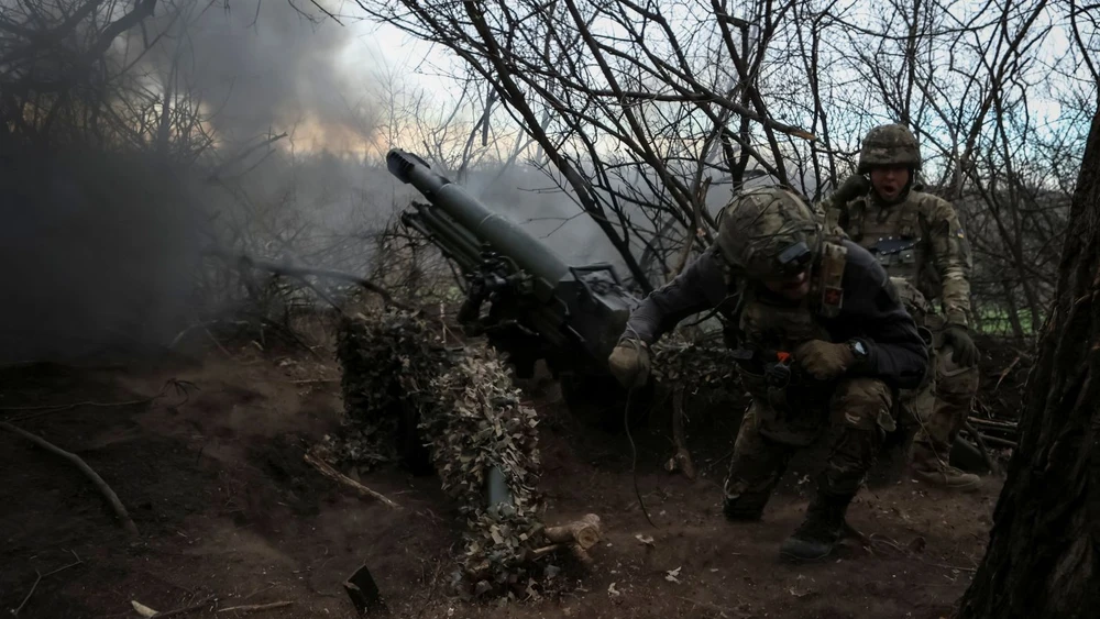 Quân đội Ukraine tham chiến tại Donetsk. Ảnh: REUTERS