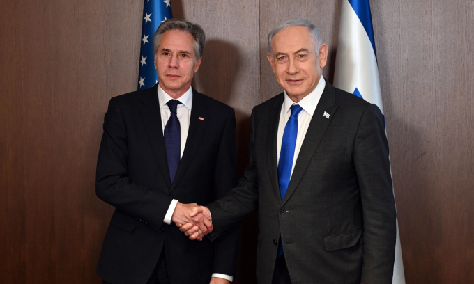 Ông Blinken bắt tay ông Netanyahu trong cuộc gặp ngày 1/5 tại Jerusalem. Ảnh: Văn phòng Thủ tướng Israel