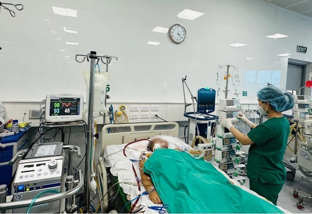 Người đàn ông 40 tuổi ở Thanh Hóa nguy kịch vì biến chứng của căn bệnh quen thuộc, nhiều người mắc - Ảnh 2. Người đàn ông 40 tuổi ở Thanh Hóa nguy kịch vì biến chứng của căn bệnh quen thuộc, nhiều người mắc - Ảnh 2.